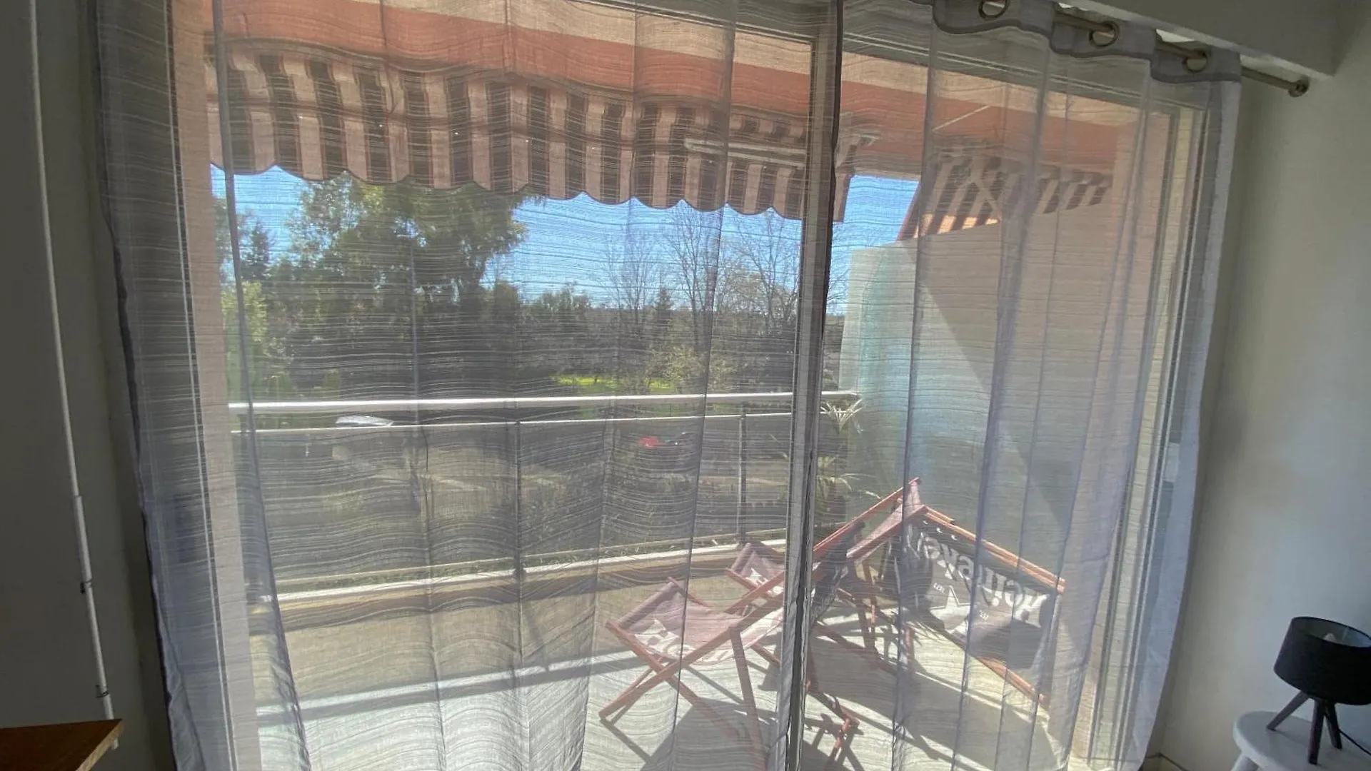 Appartamento Appartement Lumineux Et Climatise, Face Au Parc Prive Et A 10 Mins De La Plage Cagnes-sur-Mer
